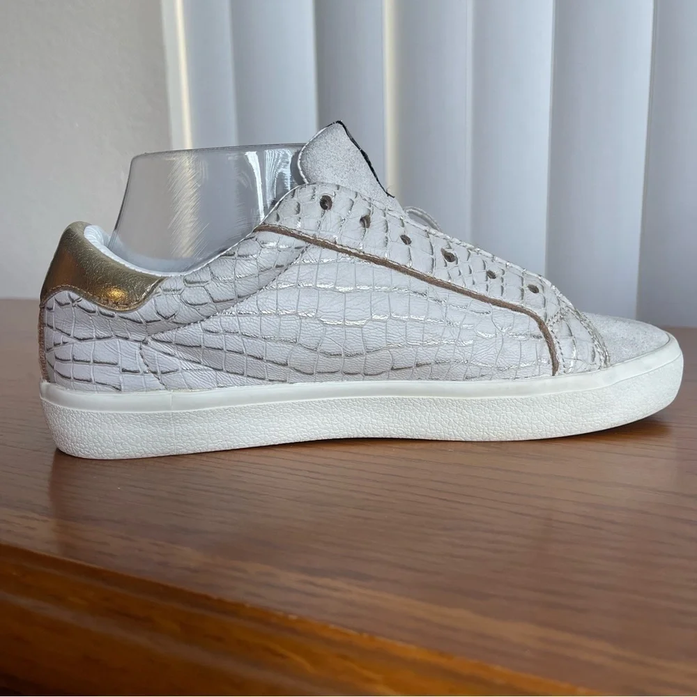 Vintage Havana Flair Sneakers Off-White/Gold Croc Size 7.5